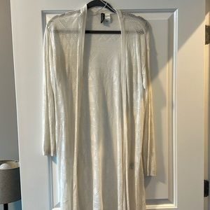 Detailed white cardigan